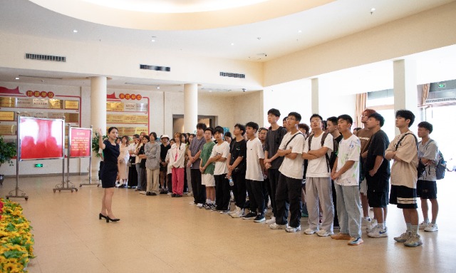 18000001b49e1c15e03ed516d8c9bcb.jpg 18000001b49e1c15e03ed516d8c9bcb.jpg